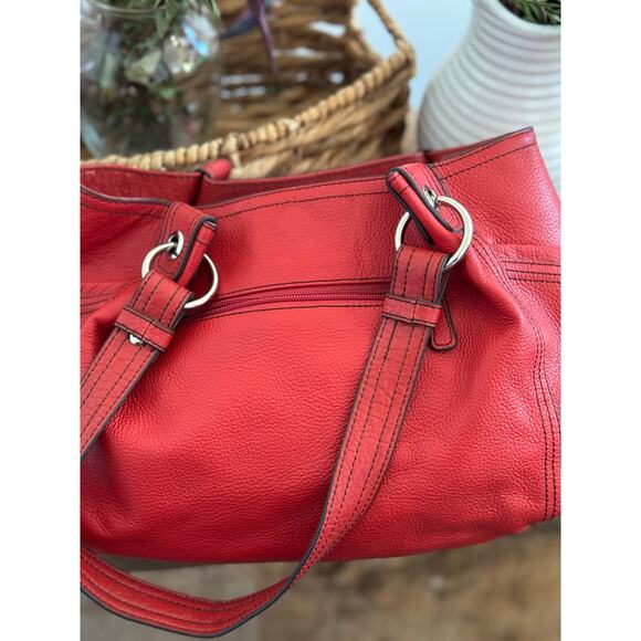 Vintage Etienne Aigner Red Pebbled Leather Shoulder Bag - Picture 3 of 9